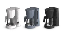 Alessi Plissé Koffiezetapparaat 1,5 Liter Kunststof Wit 11 Alessi Plissé Koffiezetapparaat 1,5 Liter Kunststof Wit -Koffie- en theewinkel 63b3febef0f26b1eac095263 slider 01 1920 p 1600 2